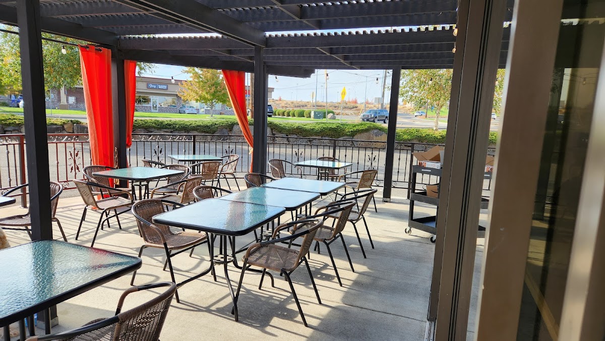 The covered patio at Café Magnolia